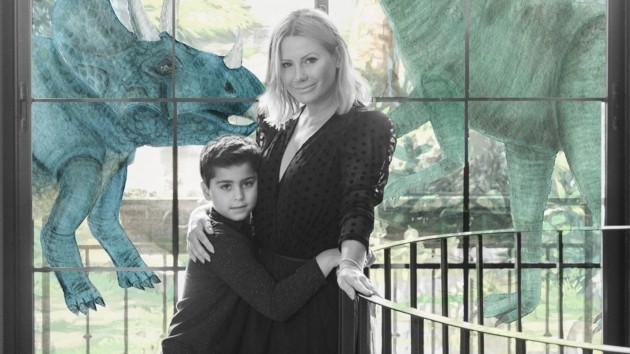 Em comemoração ao Dia da Mães Iguatemi Alphaville traz Exposição “Mama’s Art”