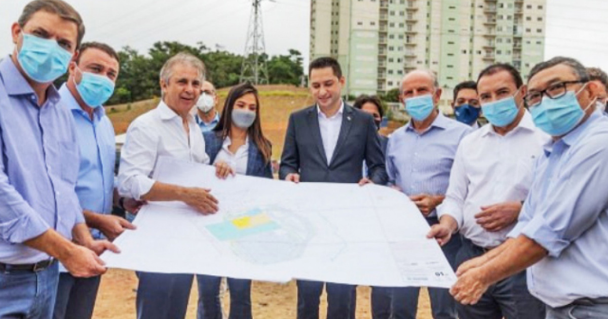 Campanhas abusam de hits adaptados, promessas e aposta em cabos eleitorais