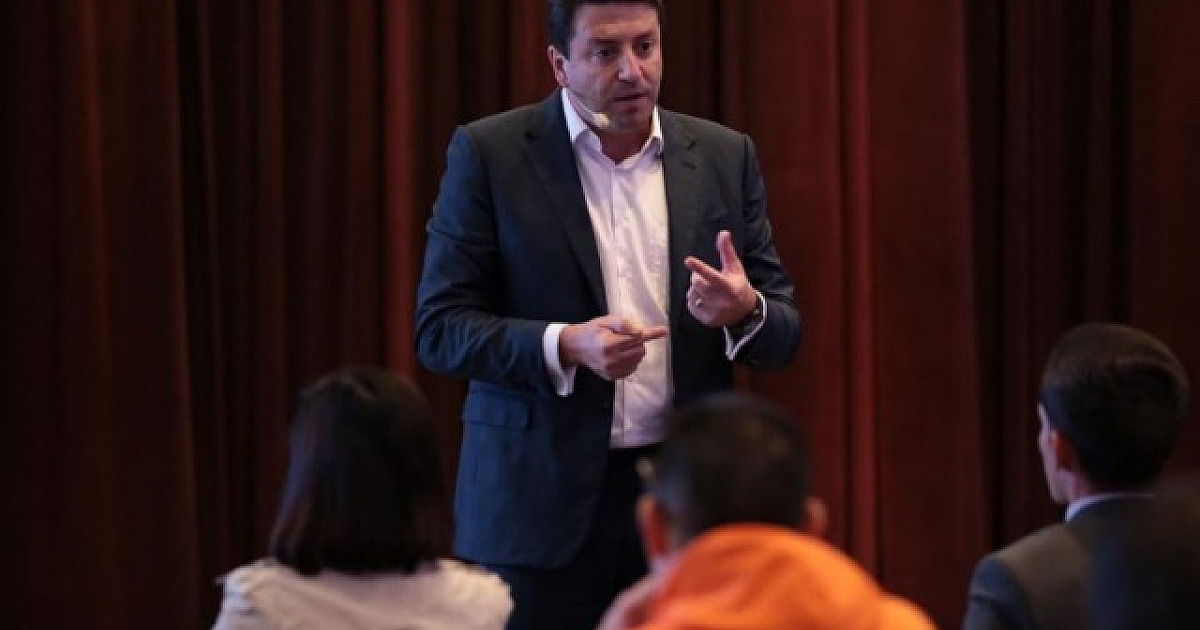 Elvis Cezar, ex-prefeito de Santana de Parnaíba, testa positivo para Covid-19