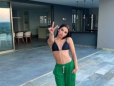 Ex-BBB Key Alves aluga mansão em Alphaville