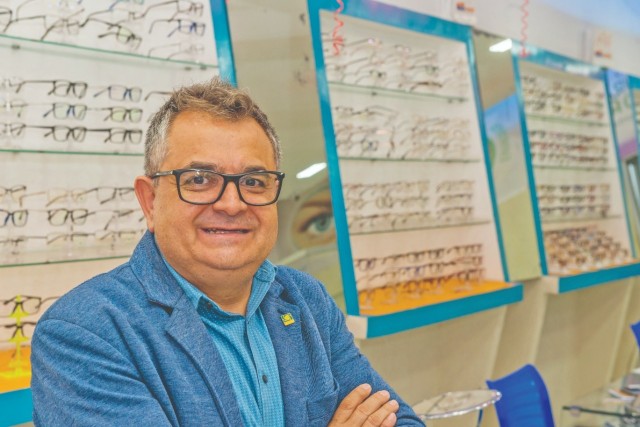 Empresário de Barueri aposta em modelo corporativo de óticas