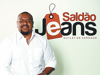 Outlet em Parnaíba prega solidariedade aliada à moda