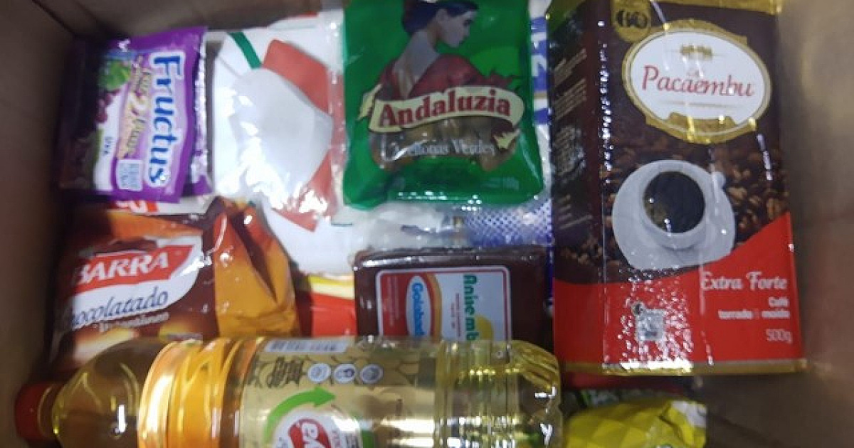 Moradora do bairro angaria doações para famílias em situação de fome