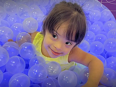 ONG Rainha da Paz promove chá beneficente em Alphaville