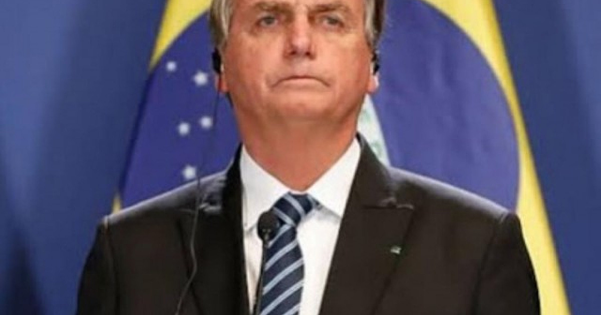 Bolsonaro é preso preventivamente em Brasília pela Polícia Federal por decisão do STF