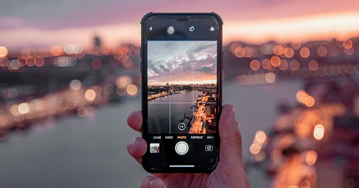 Como continuar conectado fora do país para aproveitar melhor sua viagem