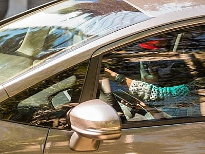 Alameda Tocantins e Araguaia são recordistas nas multas por dirigir usando celular