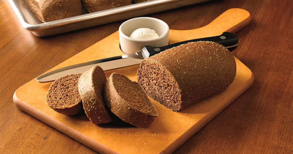 Outback presenteia clientes com famosa faca da rede