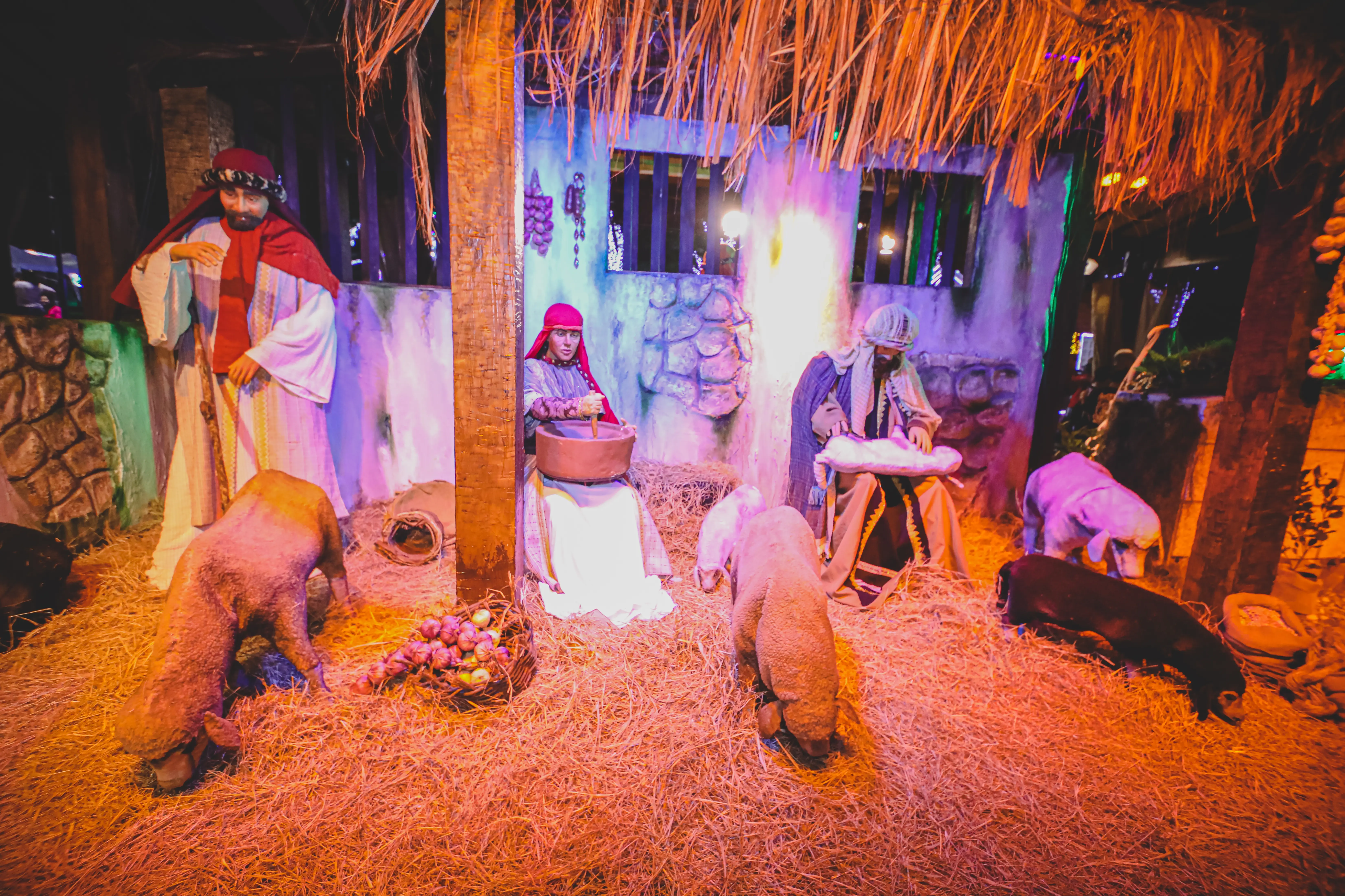 Santana de Parnaíba inaugura presépio articulado gigante