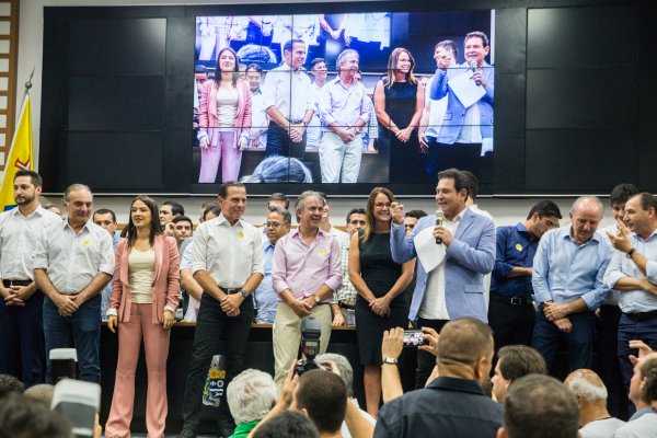 Prefeitos Elvis e Furlan não pretendem buscar apoio de deputados ‘de fora’