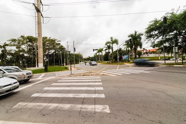 Obra de túnel no bairro de Alphaville ainda não tem data para seu início