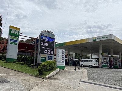 Em Alphaville, variação do preço
do combustível ultrapassa 40%