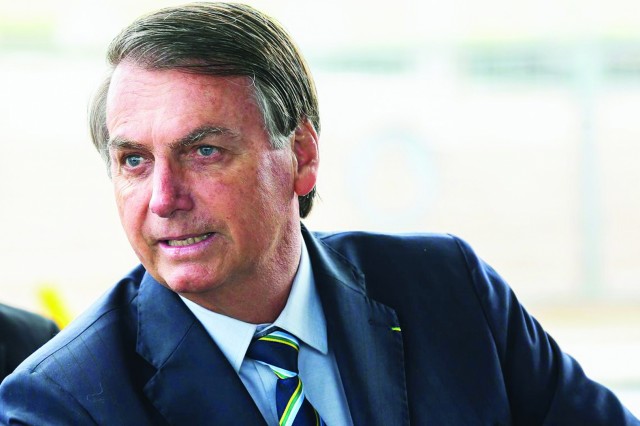 Novo Partido de Bolsonaro coleta assinaturas em Barueri e região