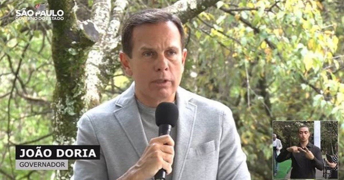 Governo de SP anuncia fim da obrigatoriedade do uso de máscaras em locais abertos