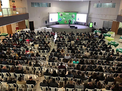 Sicredi Agroempresarial PR/SP inicia reuniões de Prestação de  Contas do primeiro semestre nesta seg