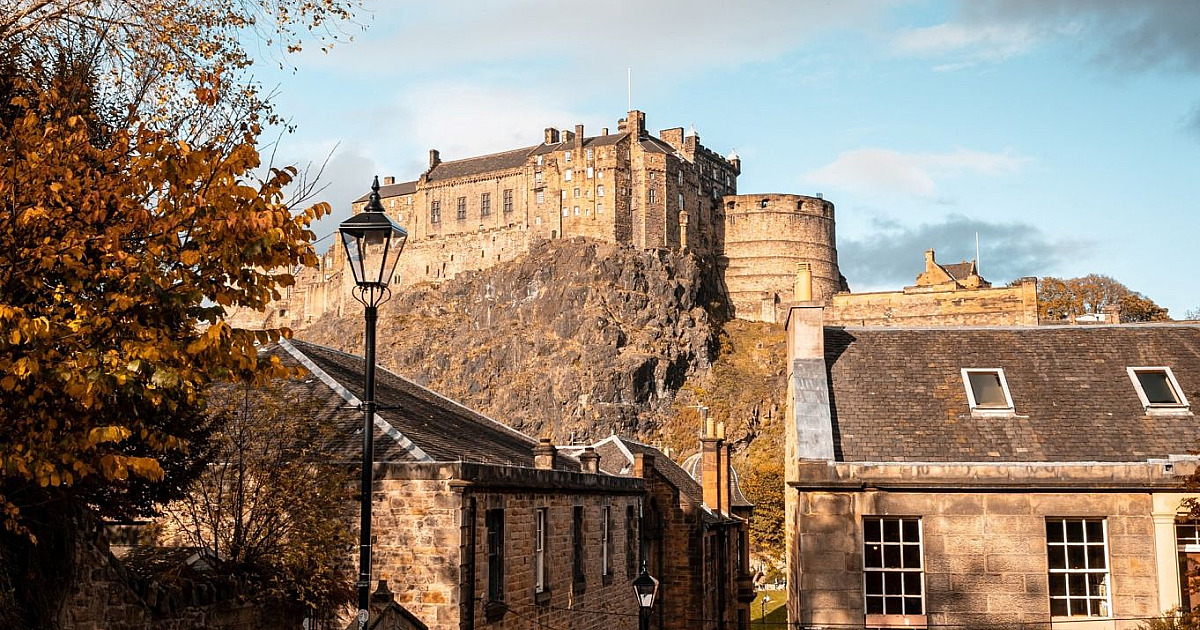 4 palácios históricos para visitar sem sair de casa