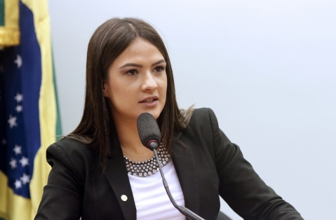 Bruna Furlan votou a favor do Coaf no Ministério da Justiça