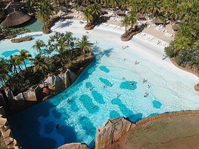 Hot Beach Parque & Resorts anuncia programação especial de Páscoa