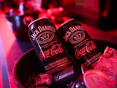 Coca-Cola e Jack Daniel’s trazem Jack & Coke para o Brasil