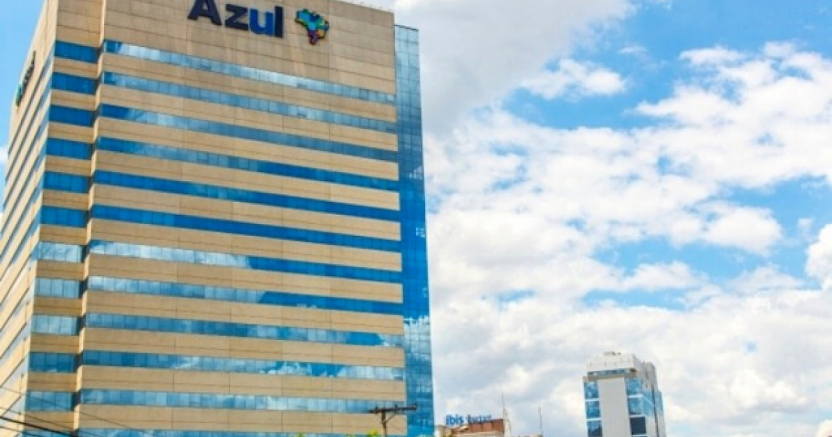 Azul abre 45 vagas de emprego em Alphaville
