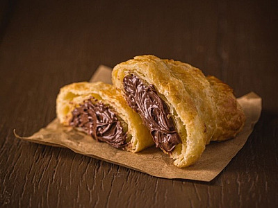 Com unidade em Alphaville, Mais1.Café lança croissant recheado de KitKat