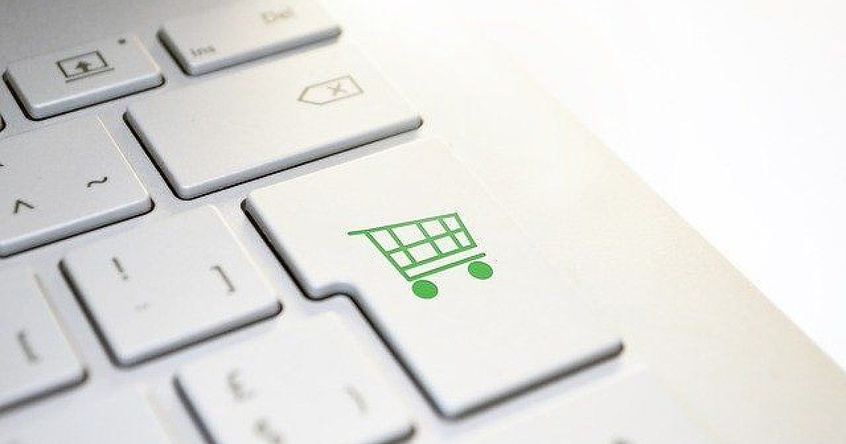 E-commerce perde força após retomada do varejo físico