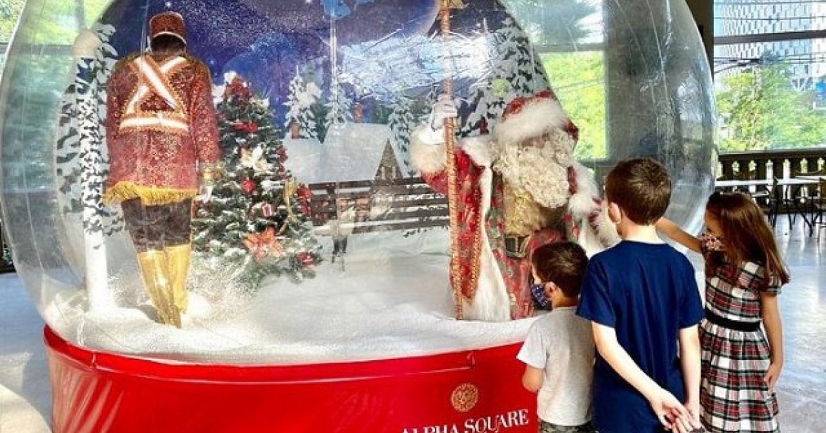 Alpha Square Mall aposta em Natal Nevado com distanciamento e drive-thru solidário