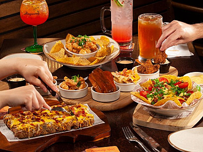 Outback celebra Dia dos Namorados com jantar completo a partir de R$139,90