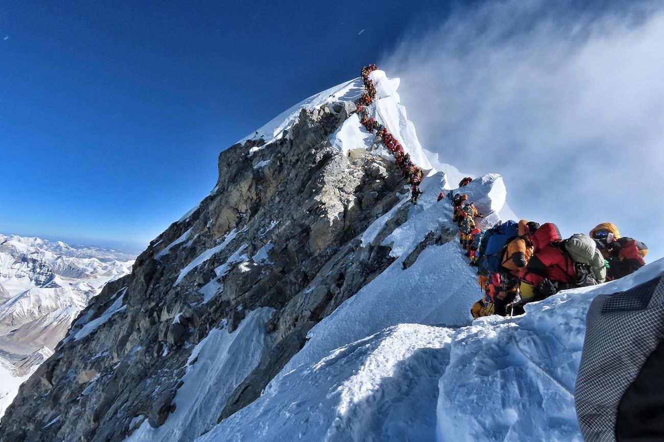 Plásticos descartáveis são banidos do monte Everest
