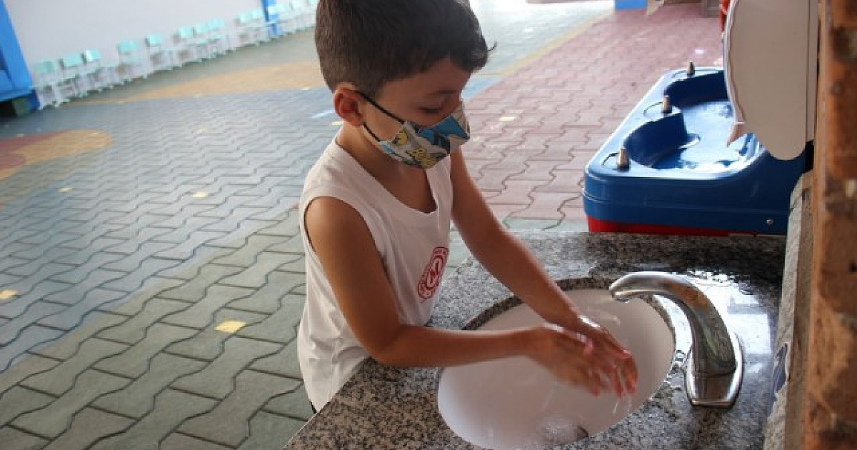 Com avanço da Monkeypox, escolas reforçam protocolos de prevenção