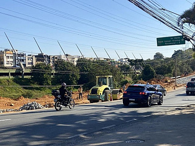 Prefeitura de Santana de Parnaíba inicia alargamento da Av. Yojiro Takaoka