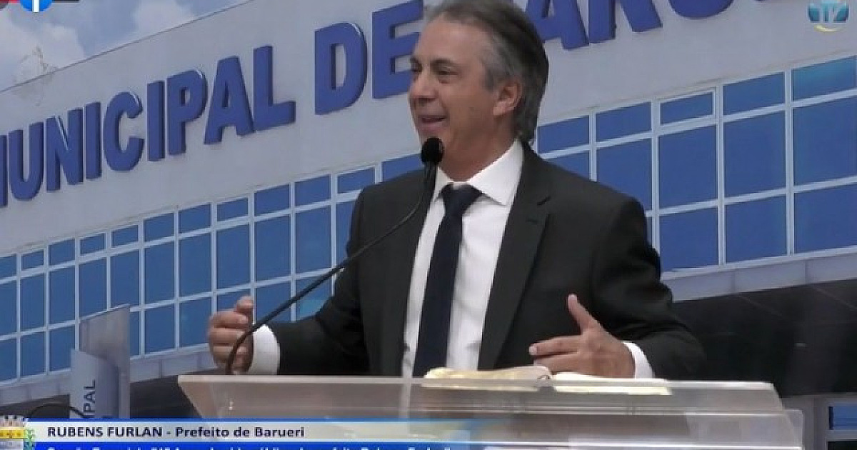 Prefeito de Barueri Rubens Furlan completa 45 anos de vida pública