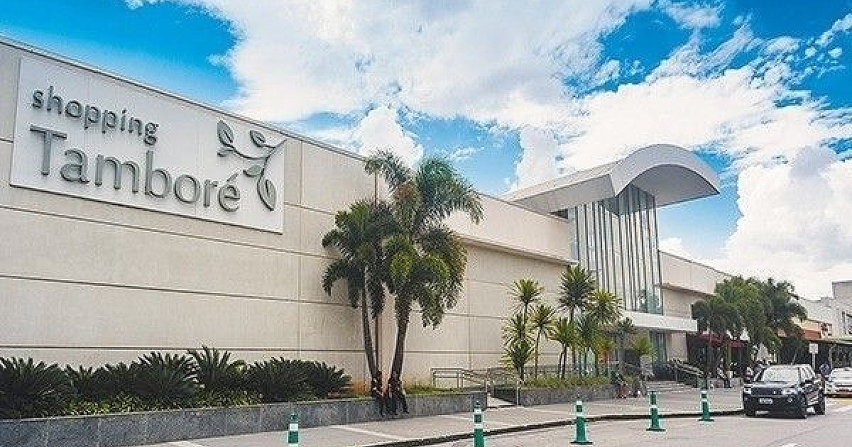 Shopping Tamboré presenteia clientes pelo Drive-thru com kit da Granado