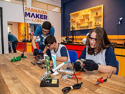 Voltado ao ensino de robótica, prefeitura inaugura projeto Parnaíba Maker Labs