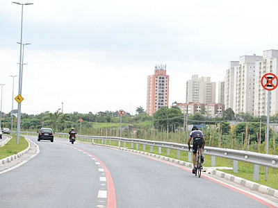 Ciclovia pode ser implantada em trecho da Via Parque até a estação Antônio João
