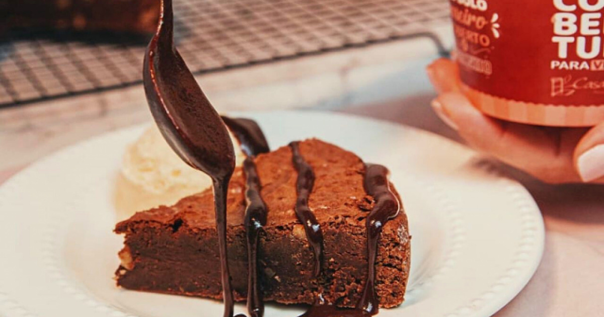 Com unidade em Alphaville, Casa de Bolos aposta em coberturas para viagem