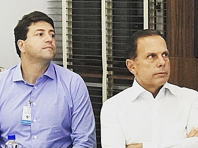 Elvis se reúne com equipe de Doria para tratar de eleição