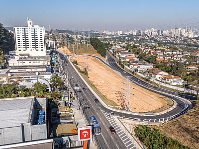 Barueri destaca 50 obras em 2025 e Santana de Parnaíba entregas na área de mobilidade urbana