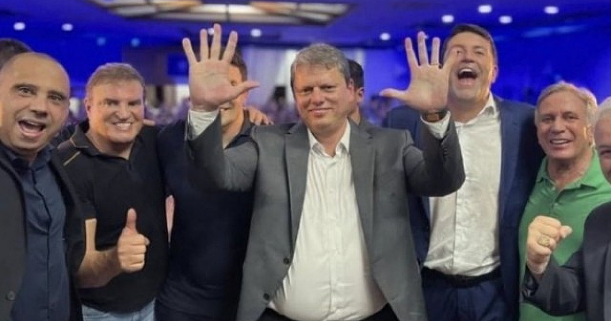 Partidos de Tarcísio e Bolsonaro estão em lados opostos na disputa das cidades