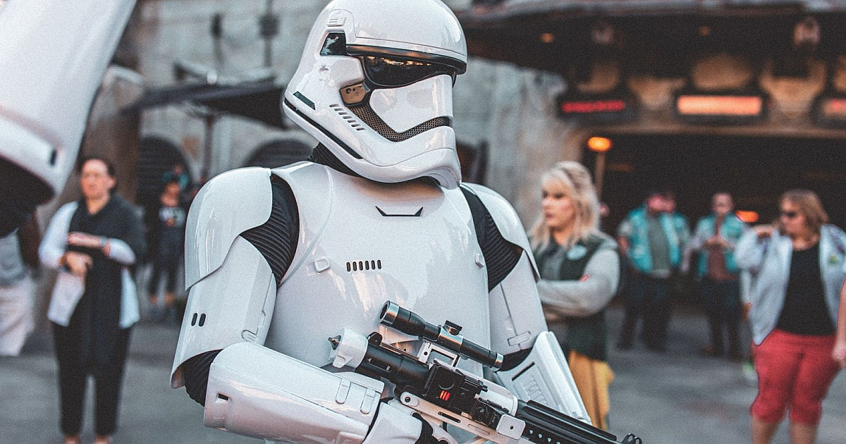 Dia do Orgulho Nerd: dicas de filmes, séries e livros para comemorar a data