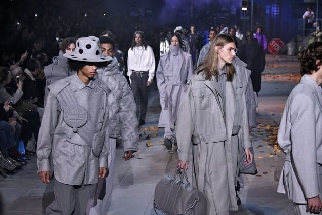 Após documentário polêmico, Louis Vuitton cancela coleção inspirada em Michael Jackson