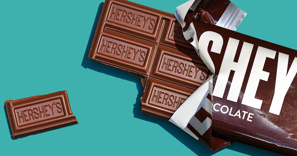 Hershey’s lança barra de chocolate recheada no Brasil