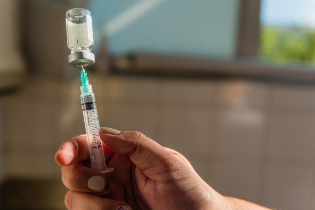 Barueri e Parnaíba ultrapassam metade da meta de vacinação