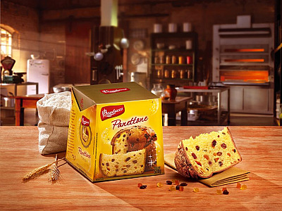 Shopping Tamboré presenteia clientes com Panettone ou Chocottone Bauducco