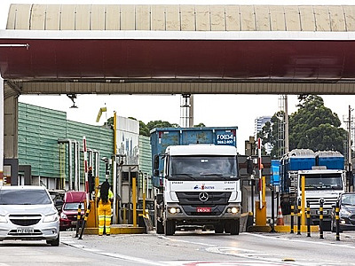 Por mês, mais de 3.300 motoristas “furaram” pedágio da Castello