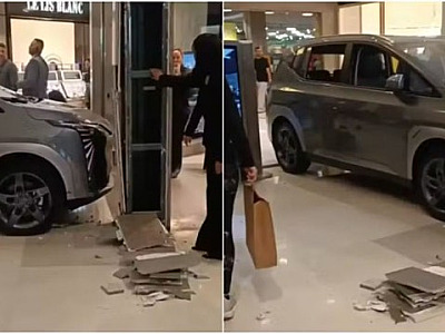 Criança bate carro que estava exposto em shopping de SP