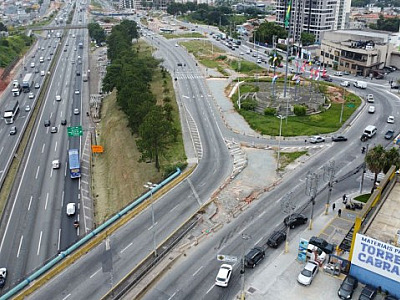 Viadutos no km 26 da Castello Branco seguem interditados nesta semana