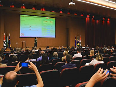 Prefeito de Santana de Parnaíba pede que residenciais facilitem acesso de agentes de endemias