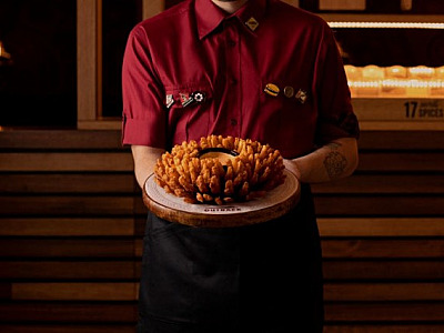 Outback aterrissa no Iguatemi Alphaville