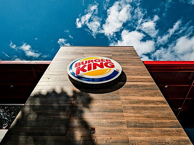 Burger King e Popeyes abrem vagas em Alphaville